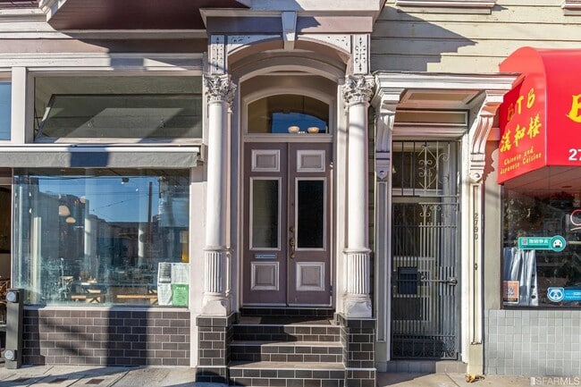 Building Photo - 2792 California St