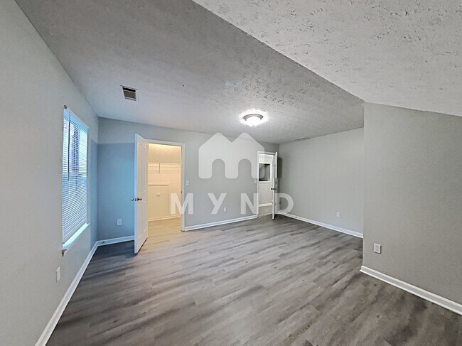 Building Photo - 3829 Mays Ct SW
