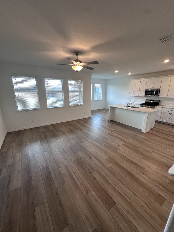 Building Photo - 1513 Van Gogh Dr