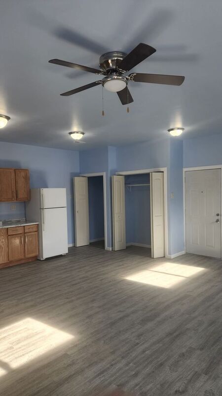 Building Photo - 4058 W Armitage Ave