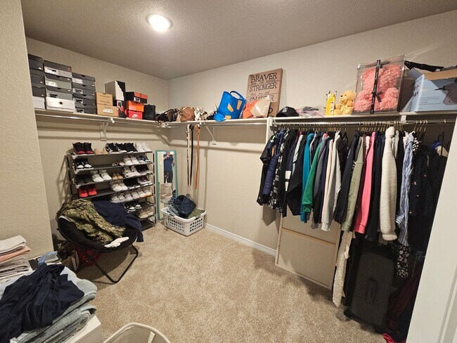 Building Photo - Welcome to this beautiful 3-bedroom, 3-bathroom home located in Lorson Ranch!!