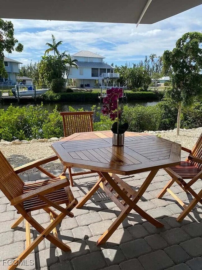 Building Photo - 5351 Ann Arbor Dr