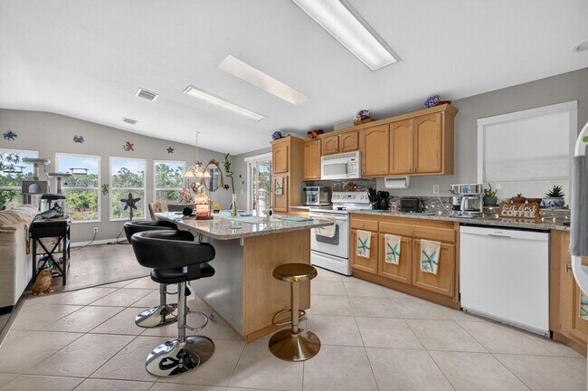 Building Photo - 2820 Eagle's Nest Way