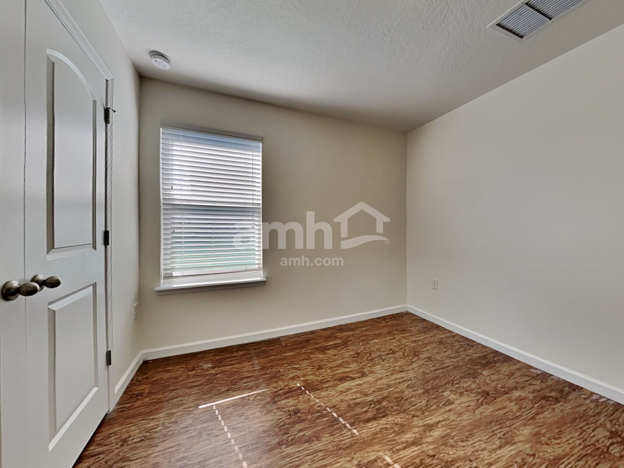 Building Photo - 3325 Bradley Creek Pky