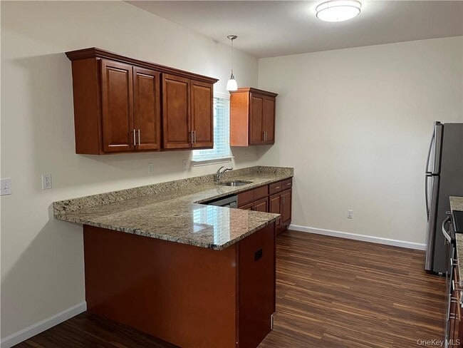 Building Photo - 44 High St