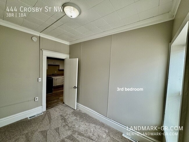 Building Photo - 444 Crosby St NW