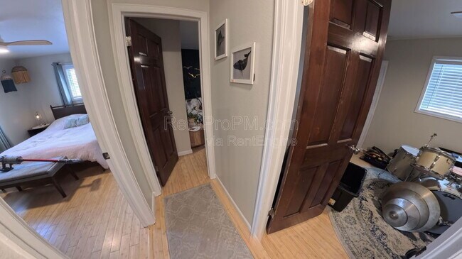 Building Photo - 1013 Timber Ln