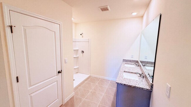 Building Photo - Brand New 3BR Home in Haines City | Washer & Dryer + HOA Community