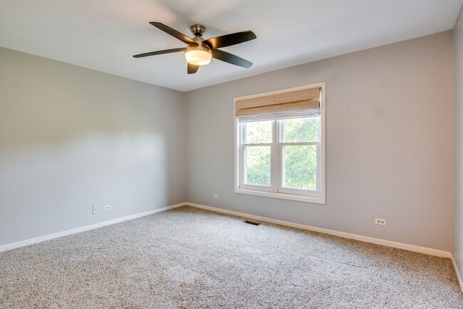 Building Photo - 3631 Falkner Dr