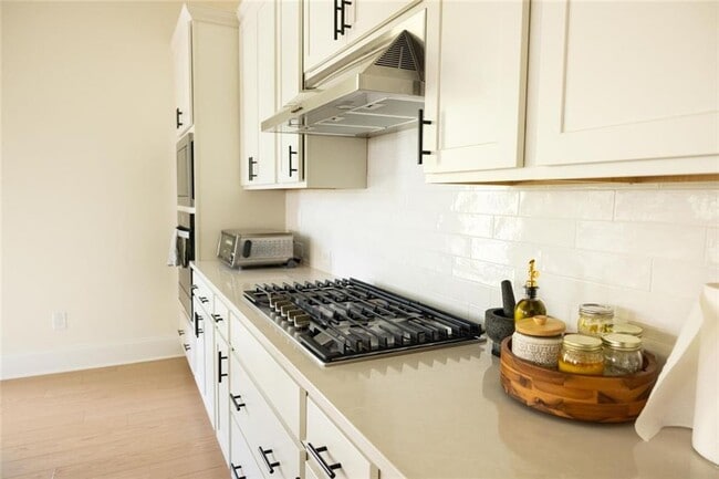 Building Photo - 5014 Baywood Ln