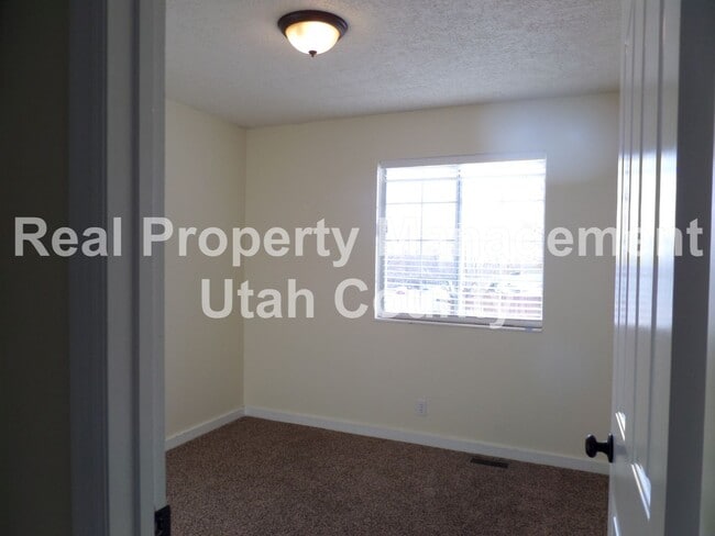 Building Photo - 3 bedroom home in Lehi