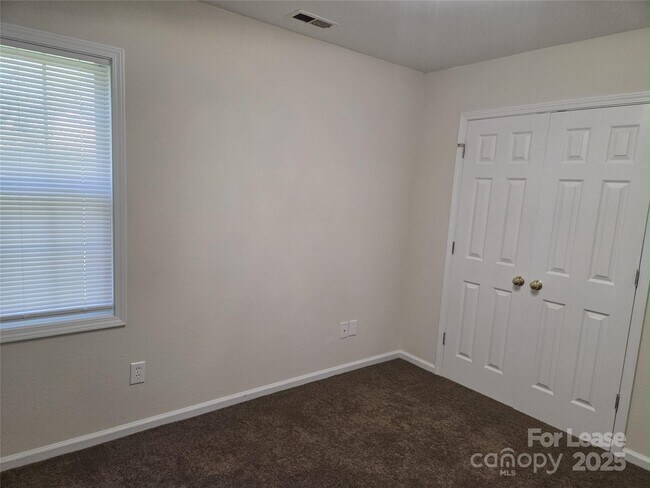 Building Photo - 109 Clodfelter Rd