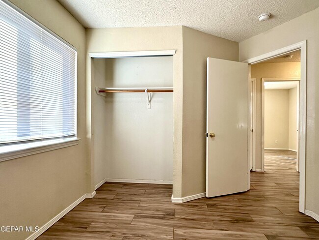 Building Photo - 12408 Tierra Maria Ct