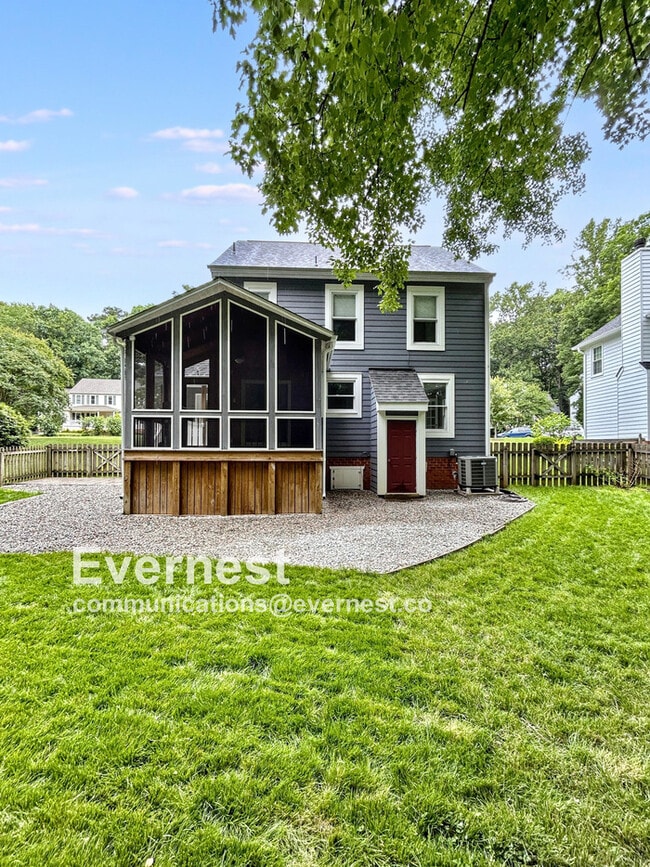 Building Photo - 5505 Chestnut Bluff Rd