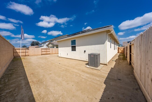 Building Photo - 2563 Chianti Wy