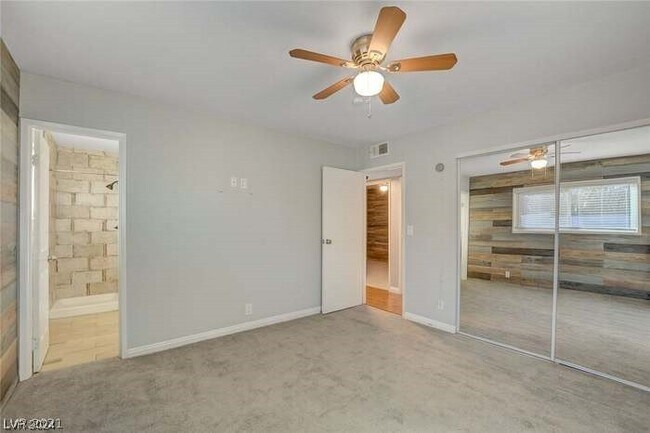 Building Photo - 4044 Pepe Cir