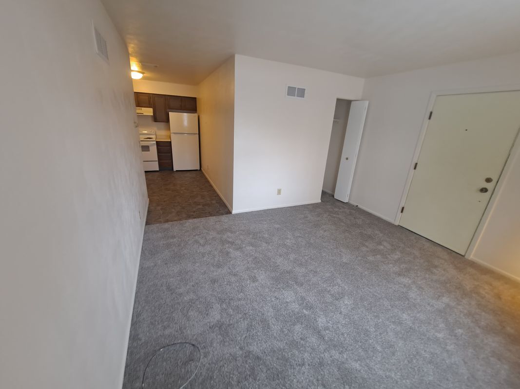 Building Photo - 1444 W 16th St