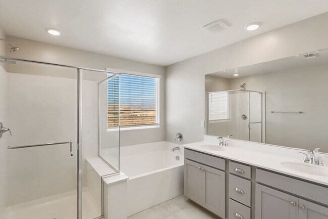 Building Photo - 5 Bedroom Home In Inspirada With Bed And F...