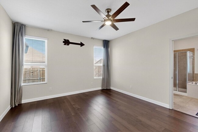 Building Photo - 1801 Velarde Rd