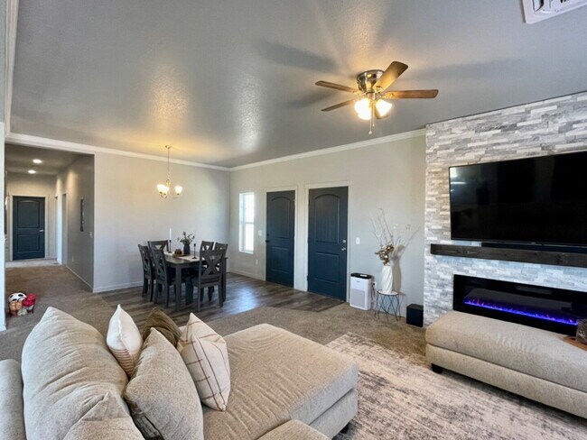 Building Photo - Stunning 3-Bed Ranch with 3-Car Garage & RV Parking in Pueblo West