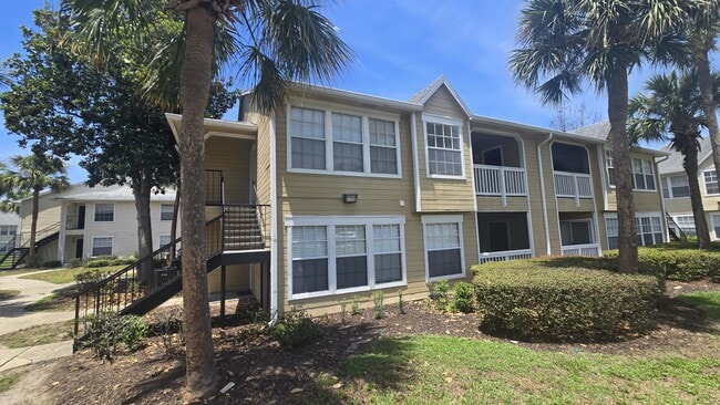 Building Photo - 1077 S Hiawassee Rd
