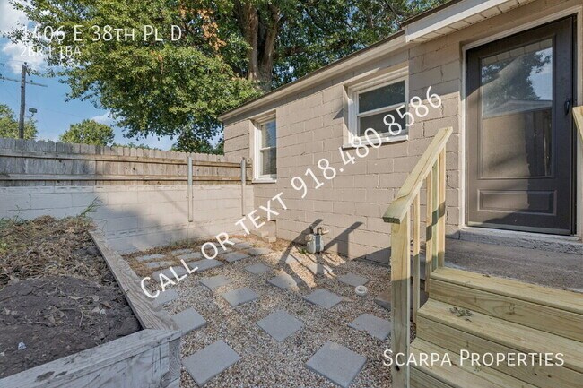 Building Photo - 1406 E 38th Pl