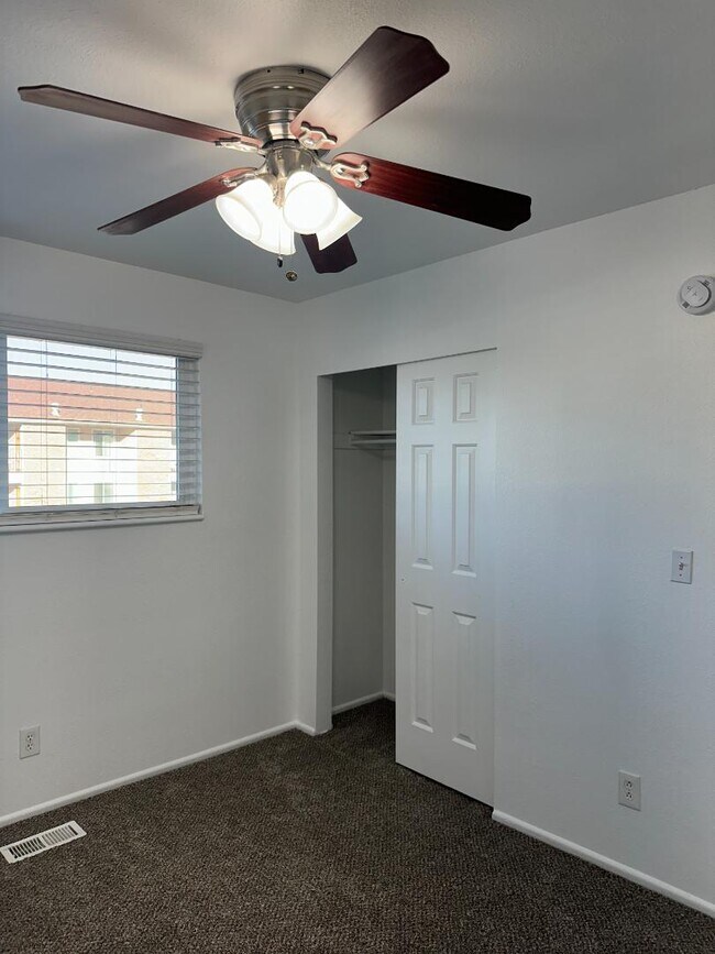 Building Photo - 7486 S 1000 E