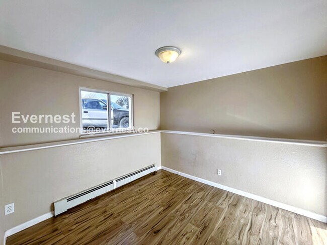 Building Photo - 1709 Hampton S