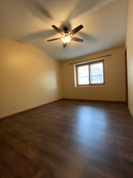 Master Bedroom - 3133 Wildbriar Ln