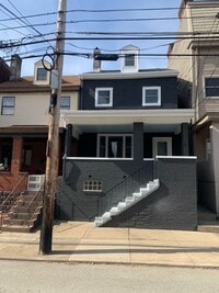 Building Photo - Beautiful 2 bedroom 2 bathroom home in the heart of Bloomfield.