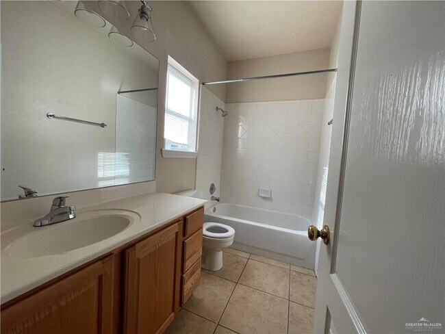 Building Photo - 22 Dove Ave