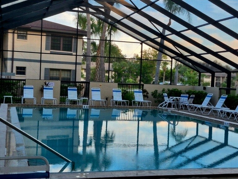 Building Photo - 19505 Quesada Ave