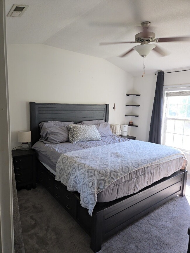 Building Photo - 213 Cottage Brook Ct