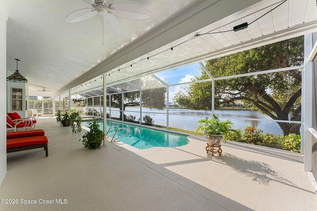 Building Photo - 662 Rossmoor Cir