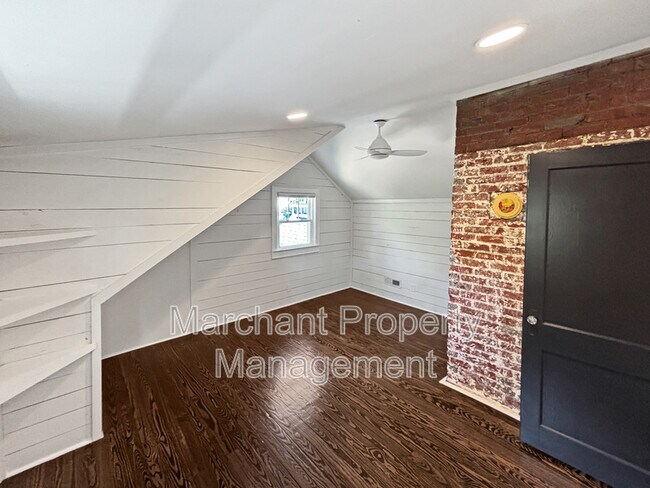 Building Photo - 312 Briarcliff Dr