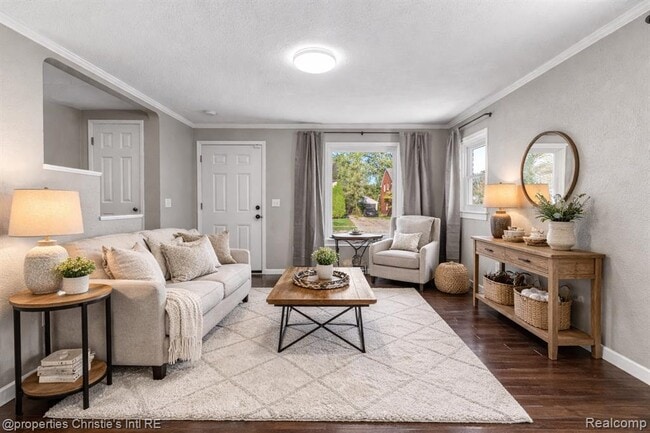 Building Photo - 10842 Nottingham Rd