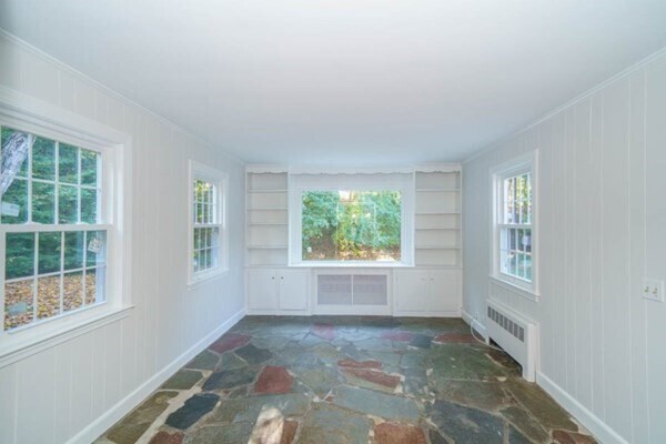 Building Photo - 33 Jackson Rd