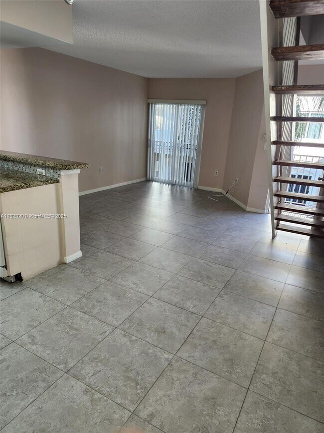 Building Photo - 665 NW 85th Pl