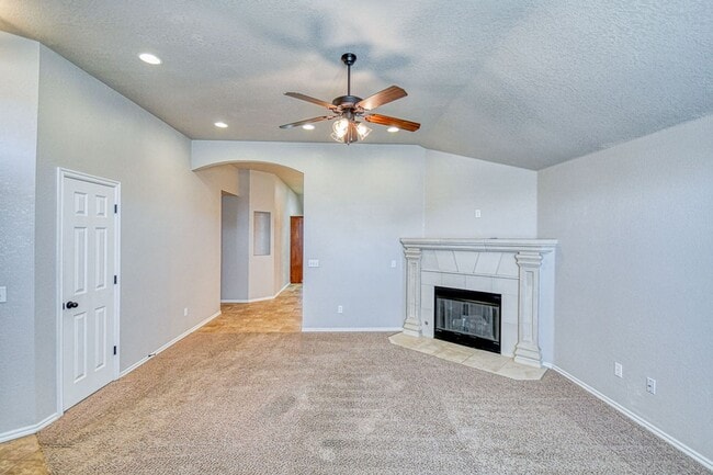 Building Photo - Beautiful three bedroom home with in-ground storm shelter!