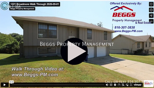 Building Photo - 1221 Broadmore Ln