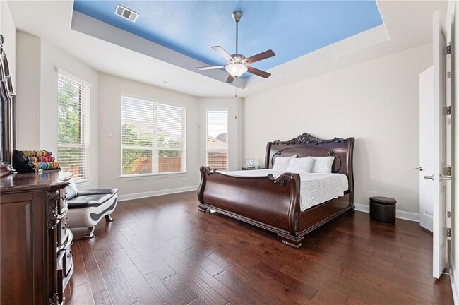 Building Photo - 3804 Carya Dr