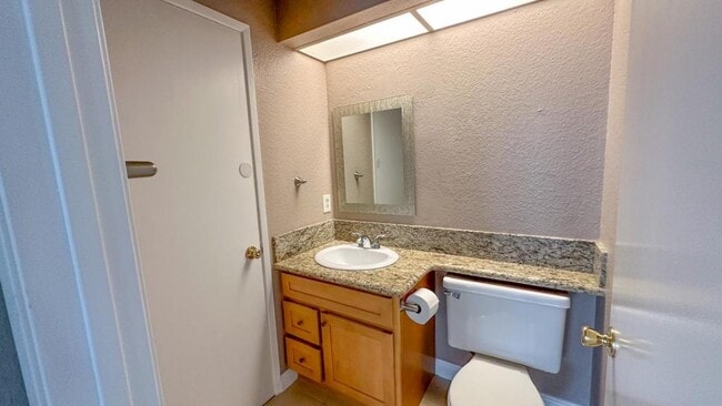 Building Photo - 55 Grenada St