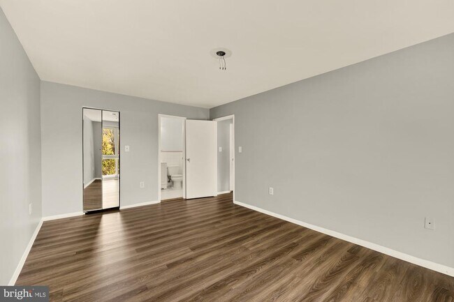 Building Photo - 5614 Bismach Dr