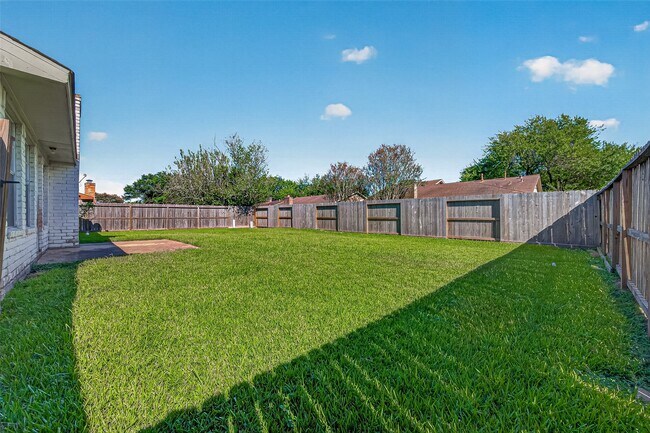 Building Photo - 9850 Sagebud Ln