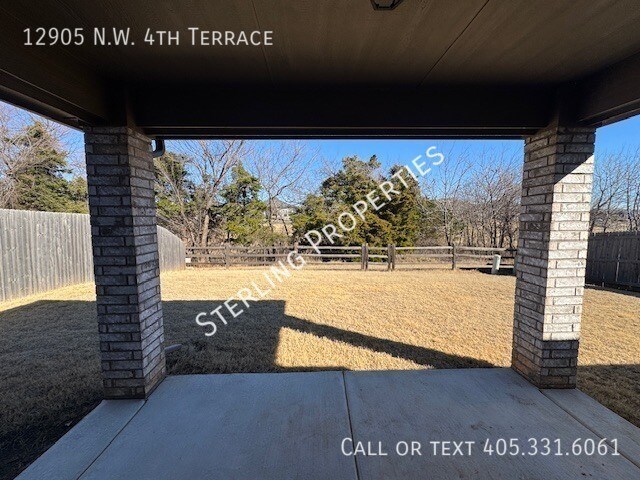 Building Photo - 12905 NW 4th Terrace