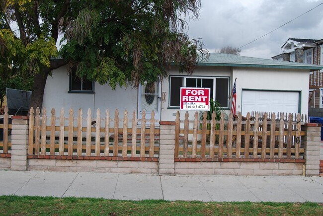 Building Photo - 536 39th W St