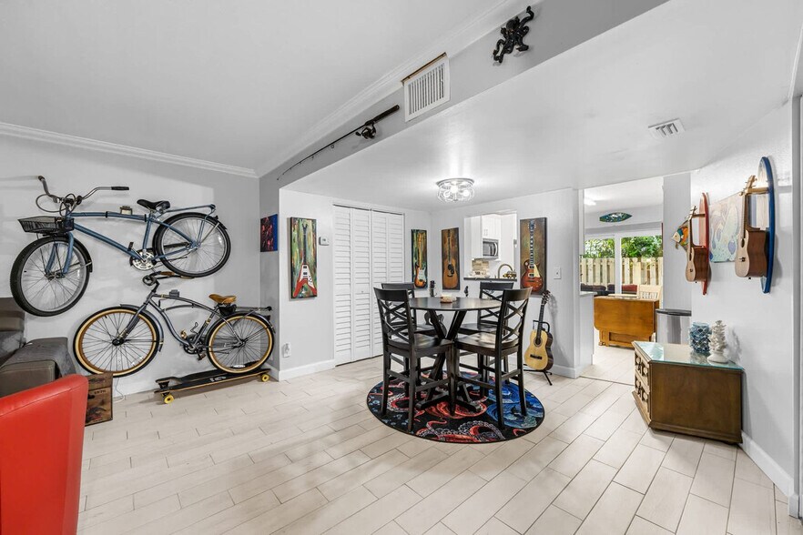 Building Photo - 1277 S Orlando Ave