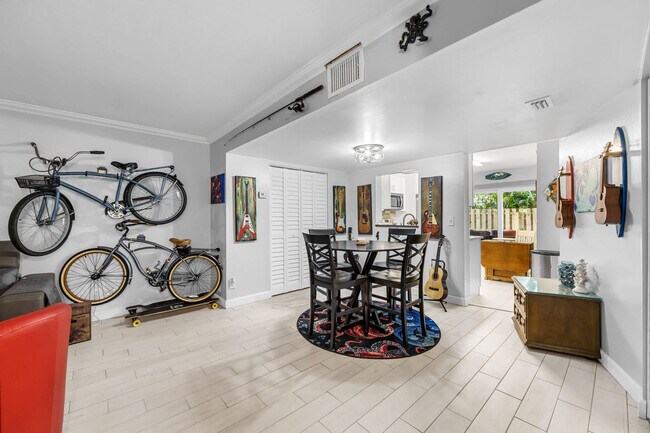 Building Photo - 1277 S Orlando Ave