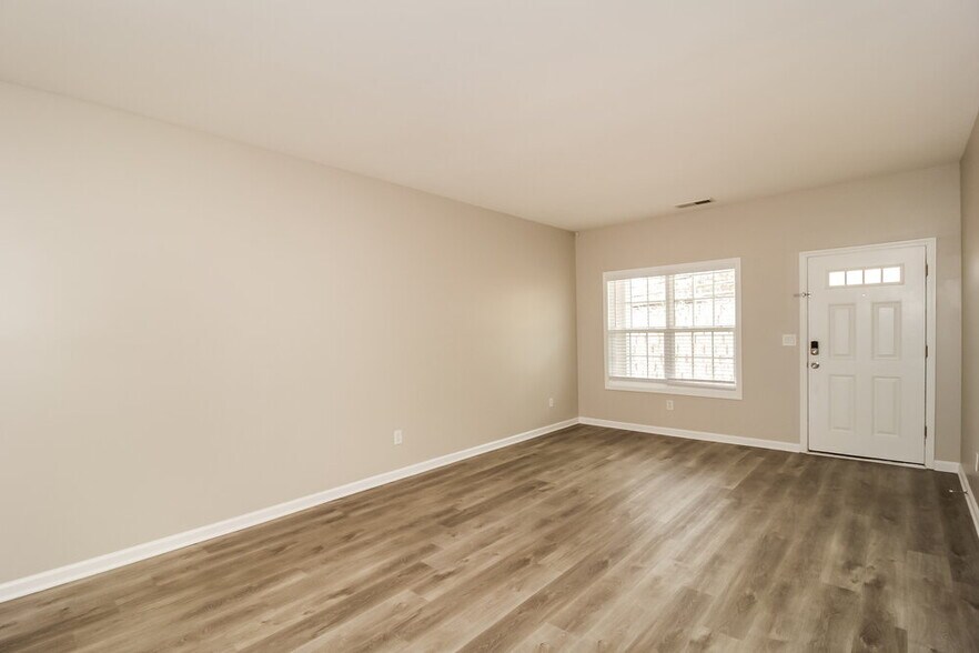 Building Photo - 2213 Hoskin Ct NW