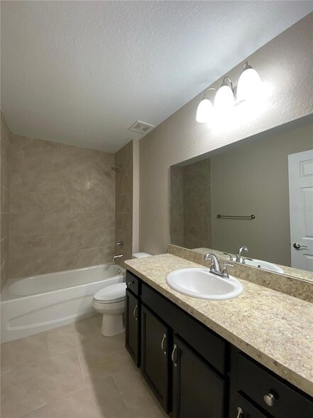 Building Photo - 5860 SW 197th Terrace